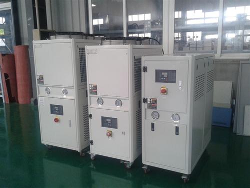 工業(yè)冷水機(jī)組的系統(tǒng)組成及如何選型？